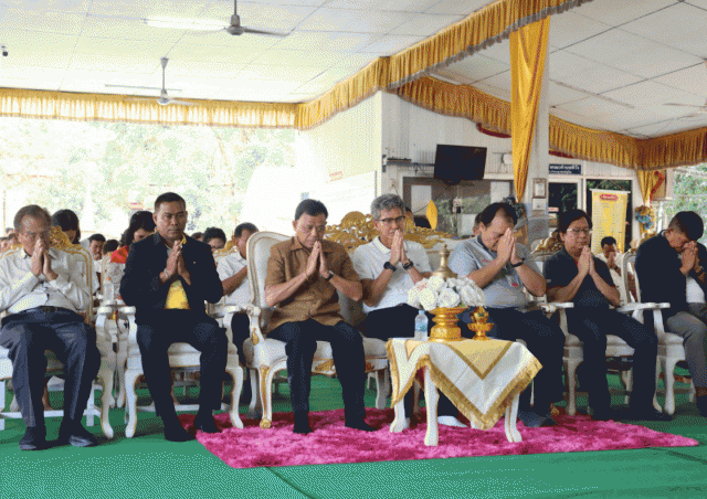 ทอดกฐินสามัคคี เอสซีจี กลุ่มโรงงานทุ่งสง ณ วัดธรรมเผด็จ 