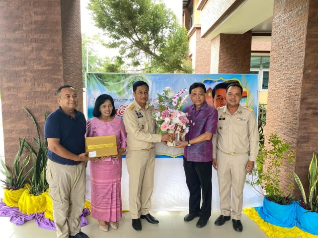 เข้าร่วมการต้อนรับ นายสัญญา กรุงแก้ว ผู้อำนวยการสำนักงานคณะกรรมการการเลือกตั้งประจำจังหวัดนครศรีธรรมราช  💐
