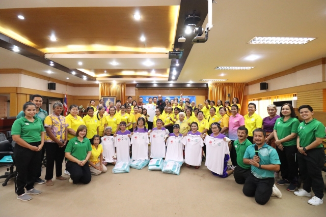 พิธีเปิดโครงการส่งเสริมและสนับสนุนกิจกรรมในโรงเรียนผู้สูงอายุวังเสด็จ เทศบาลตำบลที่วัง ประจำปีงบประมาณ 2568 