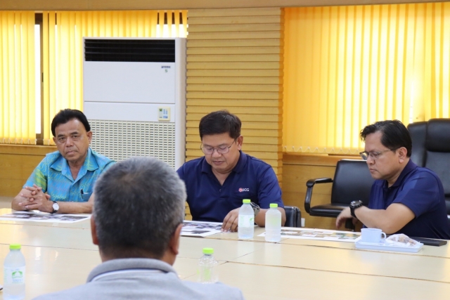 โครงการก่อสร้างคลองส่งน้ำ ระยะที่ 3 เลียบทางรถไฟ จากเทศบาลเมืองทุ่งสง ลงสู่คลองก้างปลาและคลองหอม ตำบลที่วัง 